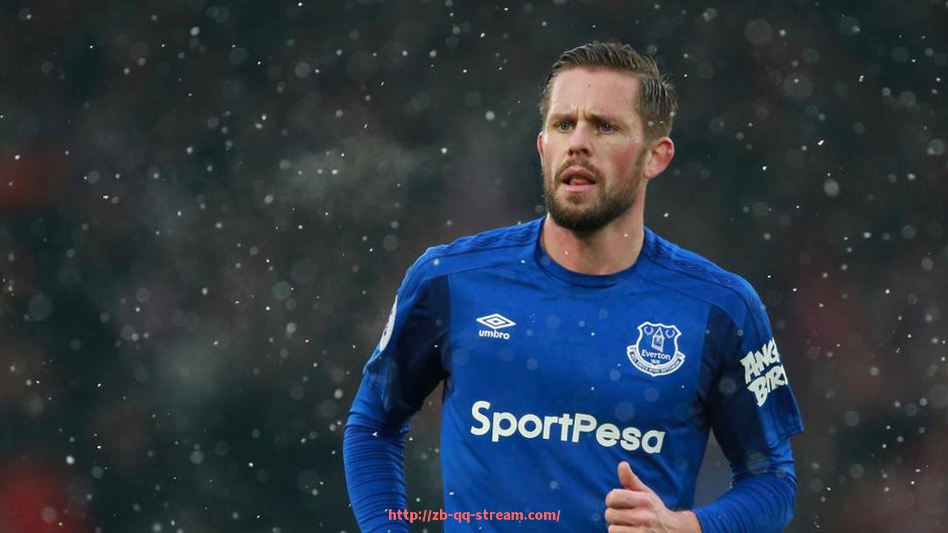 企鹅直播-英超球员工资缴税比例与不同国家税制差异对比