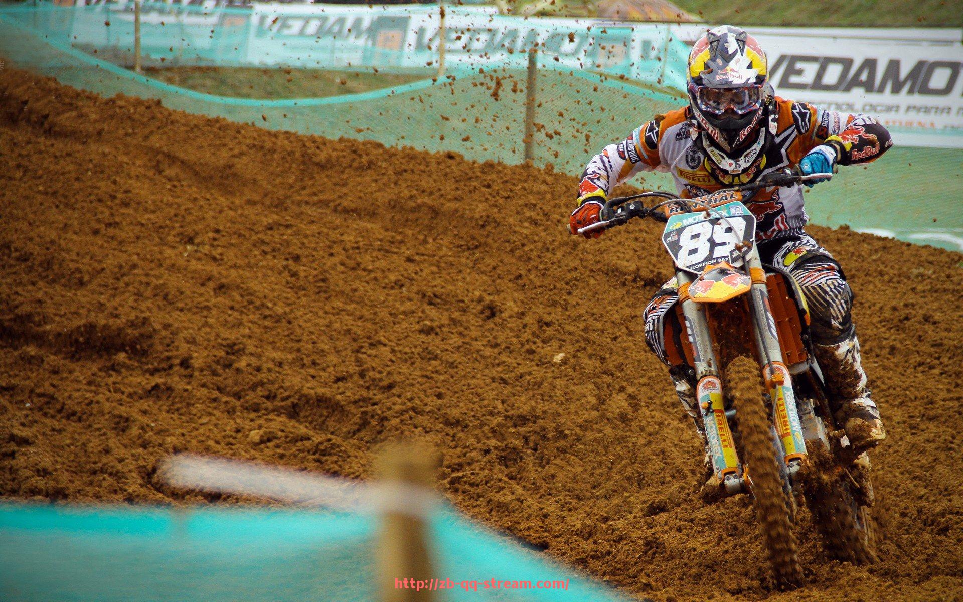 企鹅直播-英超球员工资缴税比例与不同国家税制差异对比